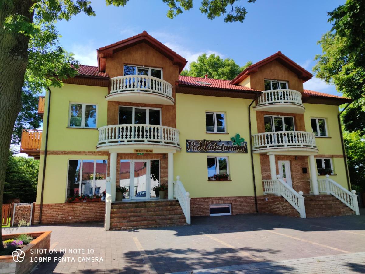 Pokoje Goscinne Pod Kasztanami Łeba Exterior foto